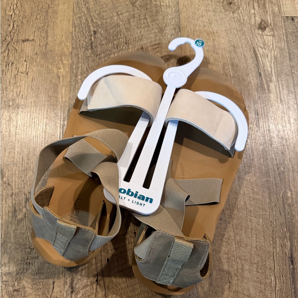 Cobian Women's Roma Rise Sandal 10 Beige Strappy Platform Neutral Comfort - Picture 8 of 8